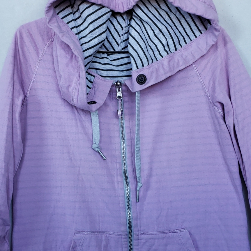 Lululemon Jacket - Picture 2 of 8